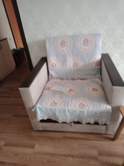 Продам пуфик, кресло и диван