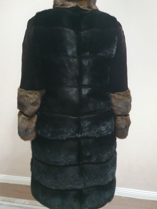 Продам норковый шубы разные