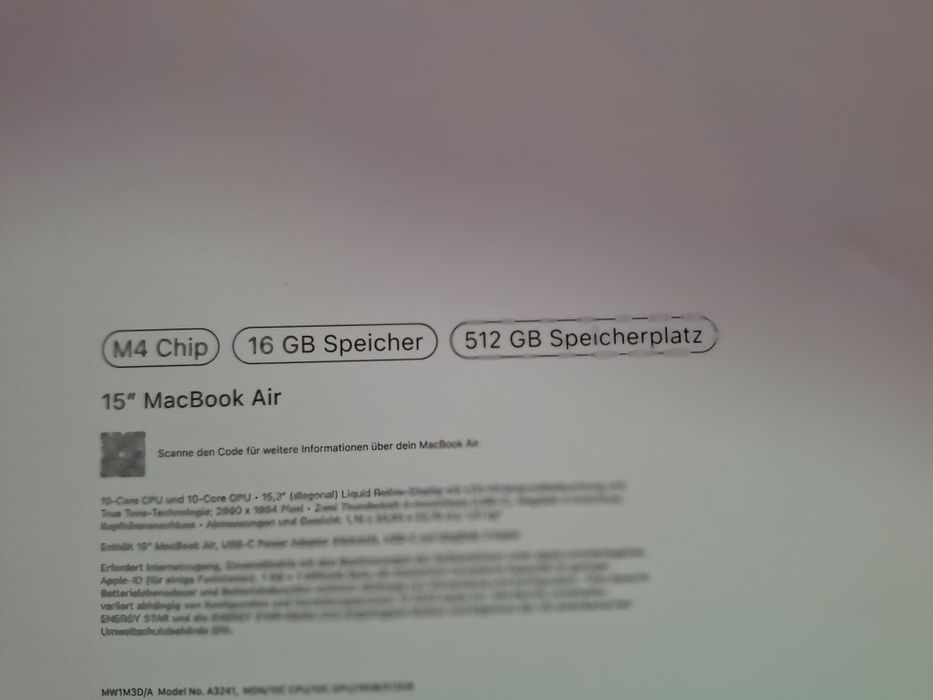 MacBook Air 15  inchi procesor M4  16GB ram SSD 512GB FULL BOX