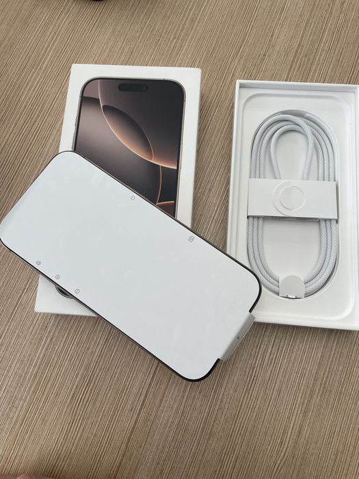 Iphone 16 Pro NOU Desert Titanium