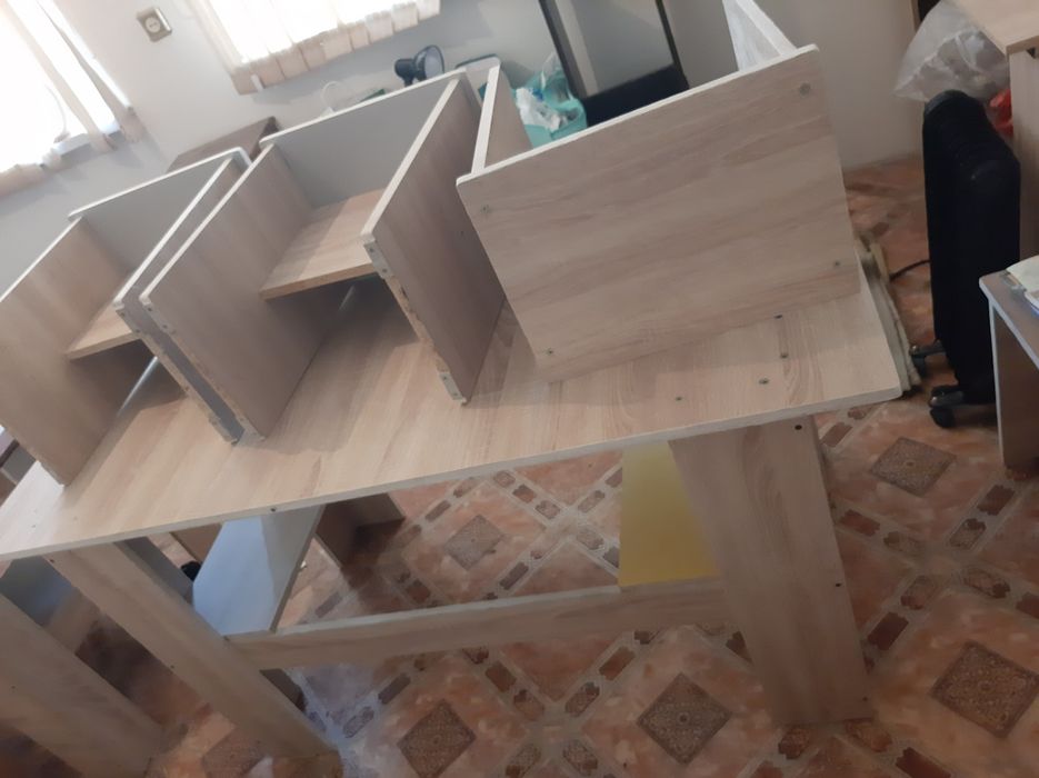 Новый стол с 4 стулями