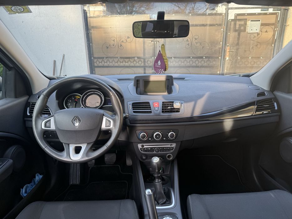 Renault megane 3 1.5dci 110 cai Euro 5