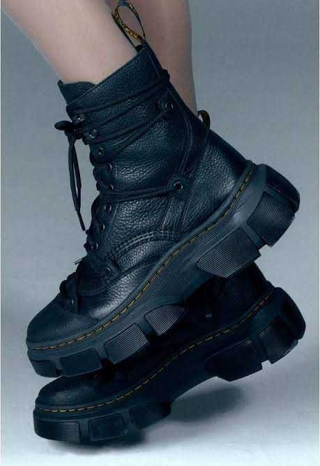Dr. Martens боти (кубинки) DMXL черни 36