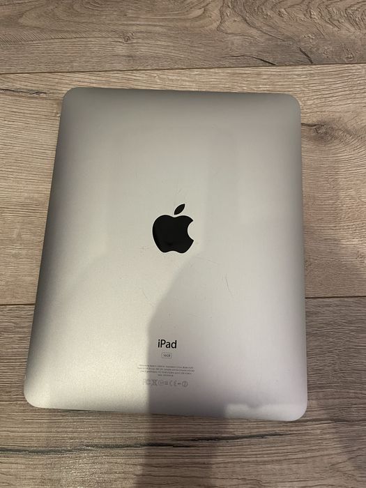 Ipad generatia 1.