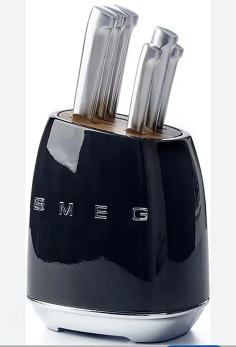 Набор ножей SMEG