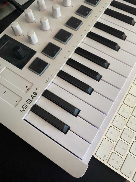 Arturia Minilab 3