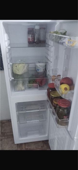 Продам холодильник