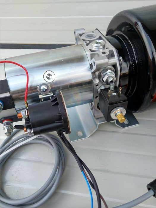 Pompa basculare 2.5 kw iveco,Lt ,sprinter,remorca