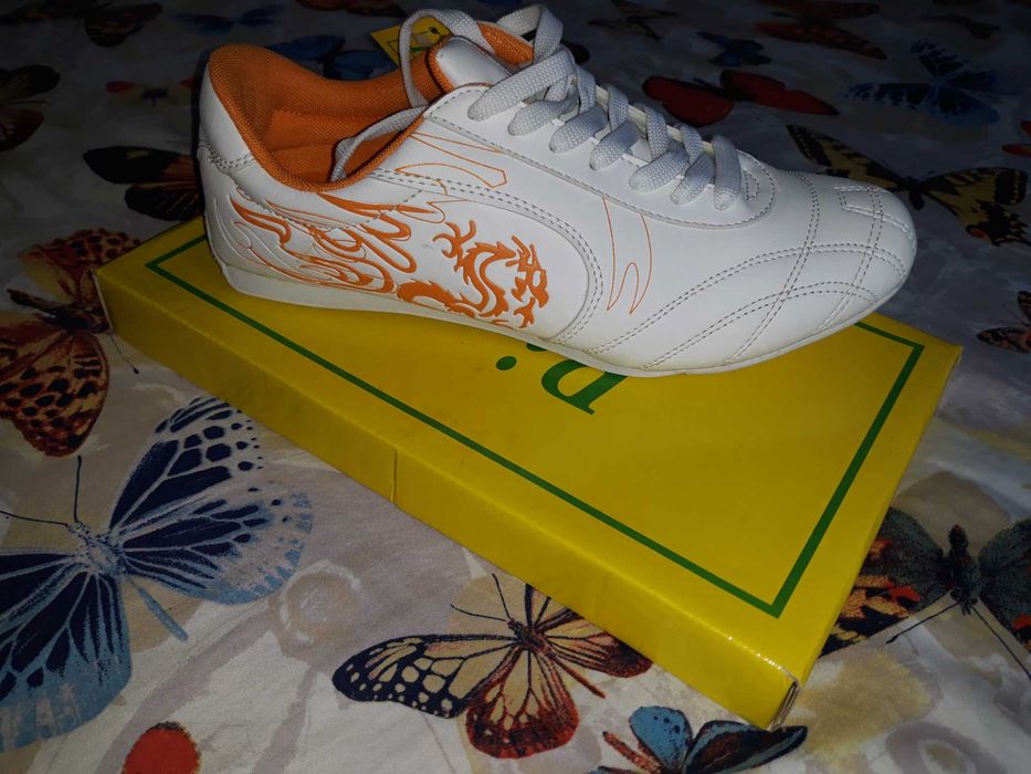 Дамски маратонки