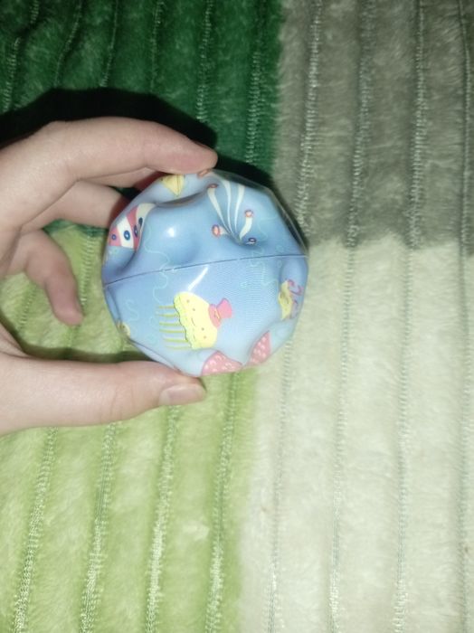 Маленький мячик — всего 500₸!