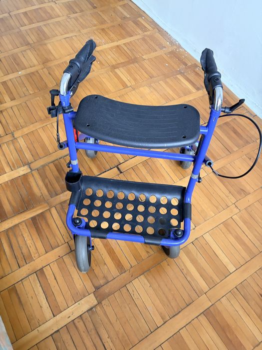 cadru mers/ rolator cu sezut si cos