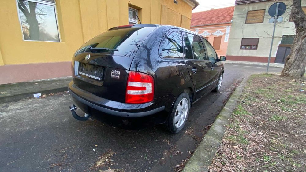 Skoda fabia facelift  motor 1,4 an 2007 euro 4 distributie pe lant