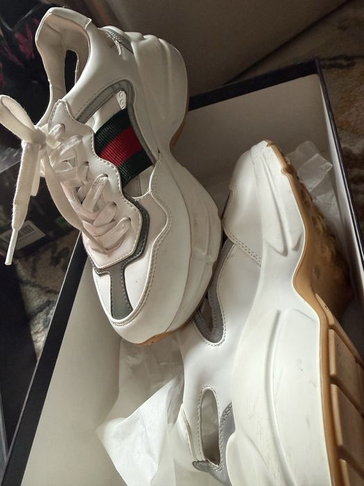 Gucci, originali, purtat max 3 ori