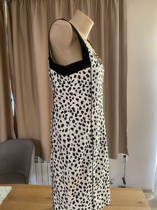 Vand rochie office(42)de la H&M.