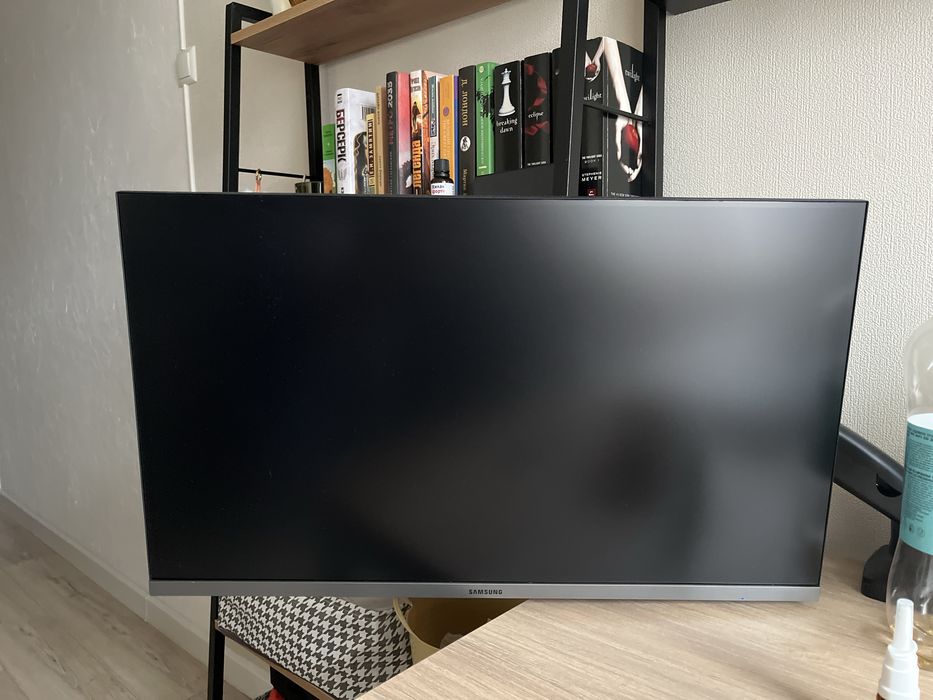 Монитор Samsung 27" S27R350FHI