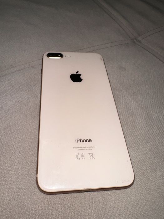iPhone 8 plus б/у