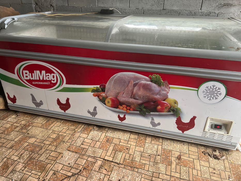 Хладилна минусова витрина