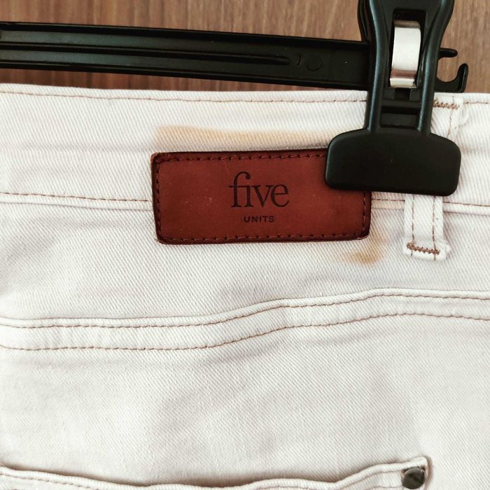 Blugi / Jeans Crem "Fine Unit" M (31)