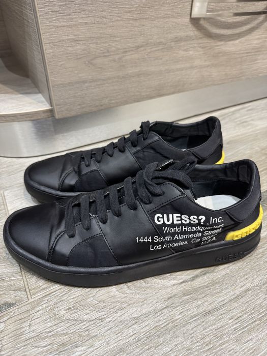 Мъжки обувки Guess