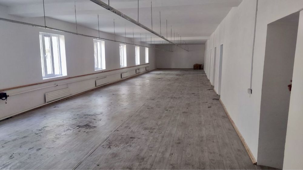 16 соток ер майдони, 500 кв.м. бино СОТИЛАДИ