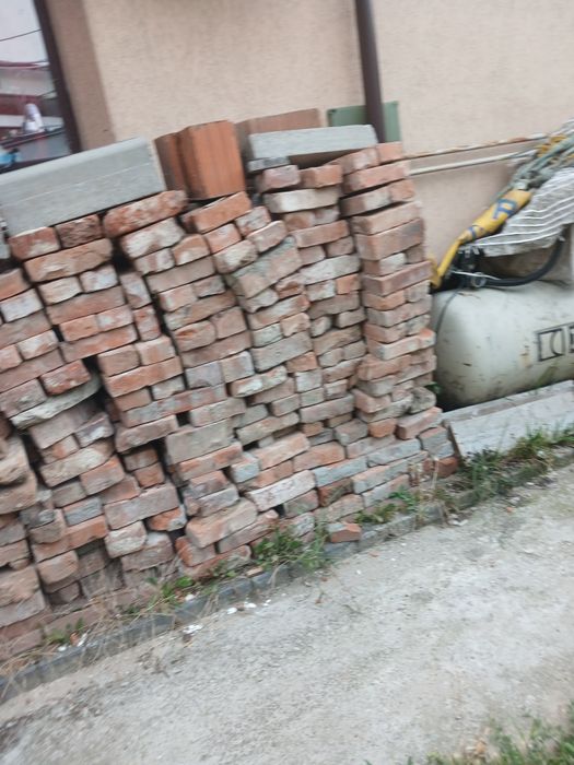 Vand cărămidă arsa