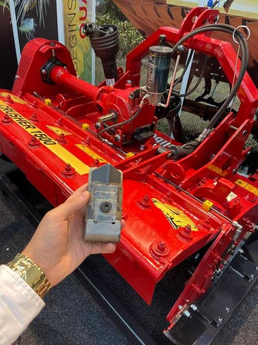 Tosh maydalash mashinasi (tosh maydalagich) ELİBOL, Turkiya