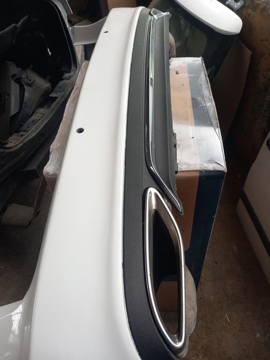 Задна броня мерцедес w212 2015г