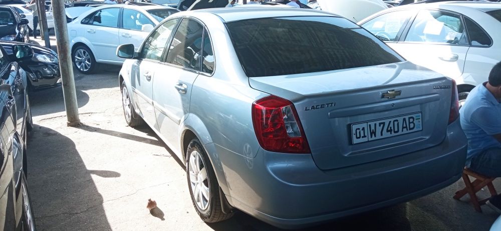 Chevrolet lacetti