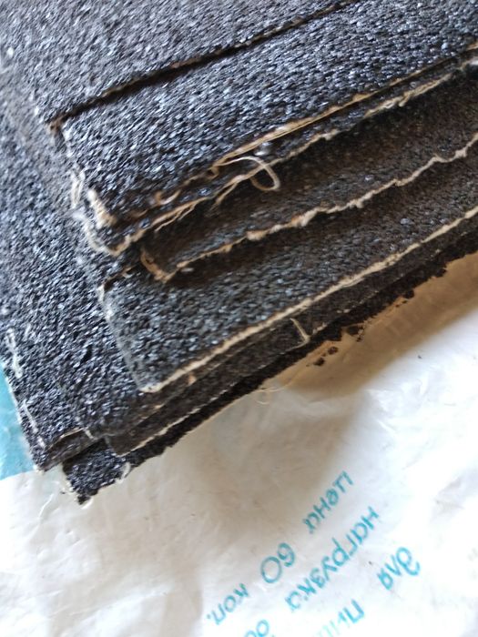 Крупнозернистая наждачная бумага