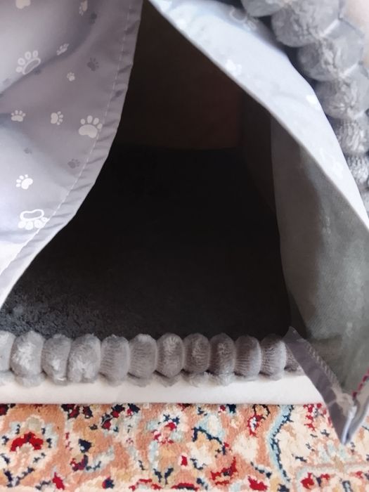 Продам домик/кошки 5000 тенге