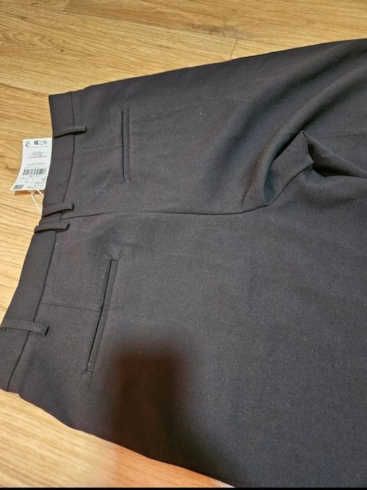 Pantaloni de damă Mango
