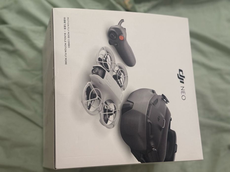 Дрон DJI Neo motion Fly More Combo серый обмен есть