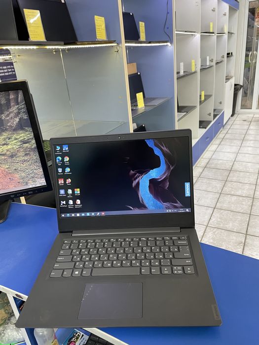 Срочно Идеальный Ультрабук Lenovo Athlon Gold 3150/8GB/128Gb/500ГБ