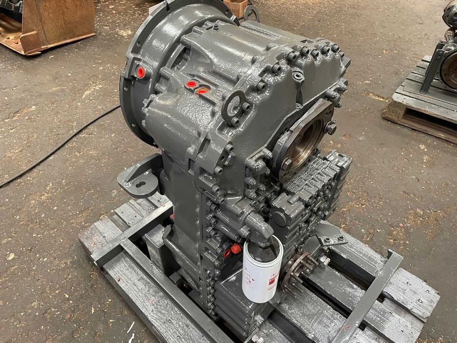 Cutie de viteze ZF 6WG-115 transmisie utilaj constructii
