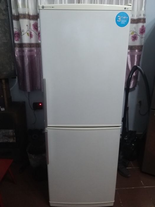 Для кухни Холодильник LG