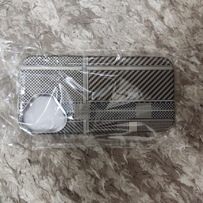 Apple iPhone 16 ultramarine