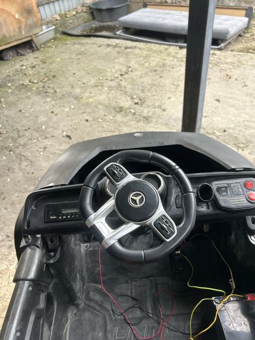 Машинка детская б.у