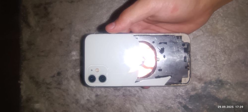 Iphone 11 holati zor 64gb