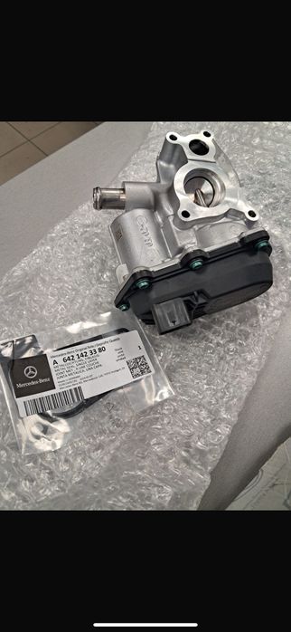 EGR Клапан MercedesW213 E350 CDI