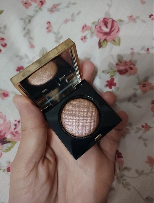 BOBBI BROWN ten moonstone