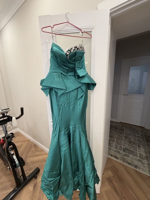 Платье продам СРОЧНО