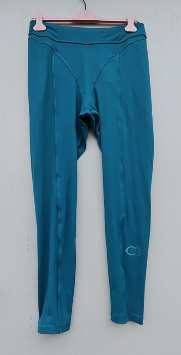 Cardi B Reebok оригинален дамски клин нов  Л размер