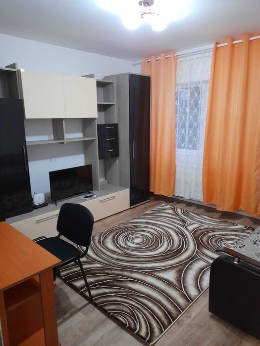 Inchiriez apartament 1 camera in Tudor
