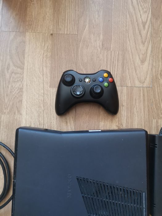 Игра Xbox 360 slim