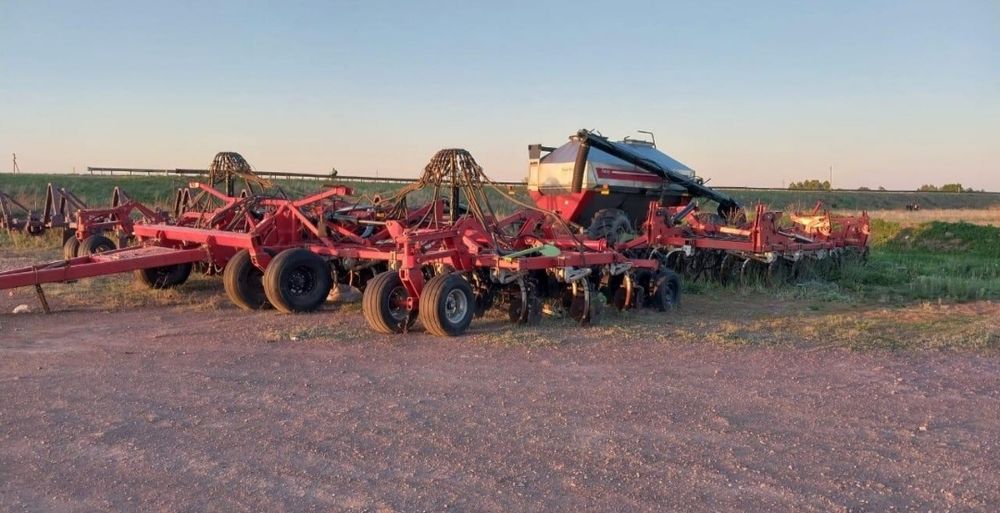 Продам посевной комплекс Amity