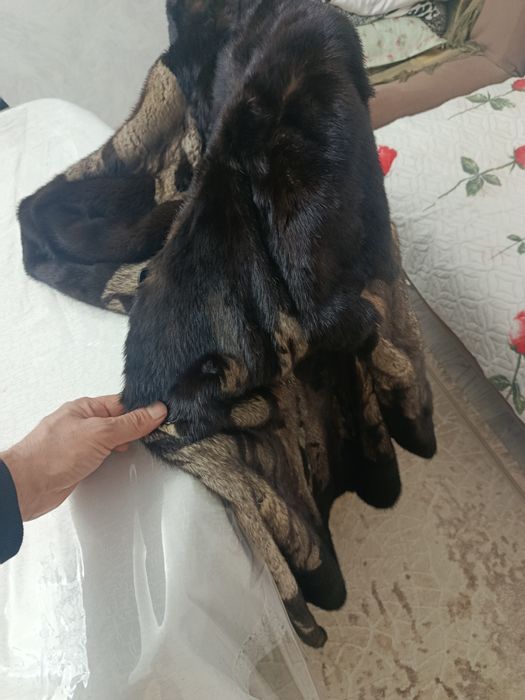 Продаётся норковая шуба