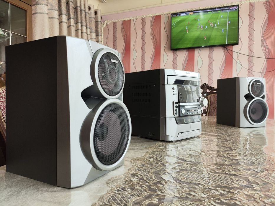 Malaysia Sony orginal muzikalniy sentr sotiladi holati zo‘r