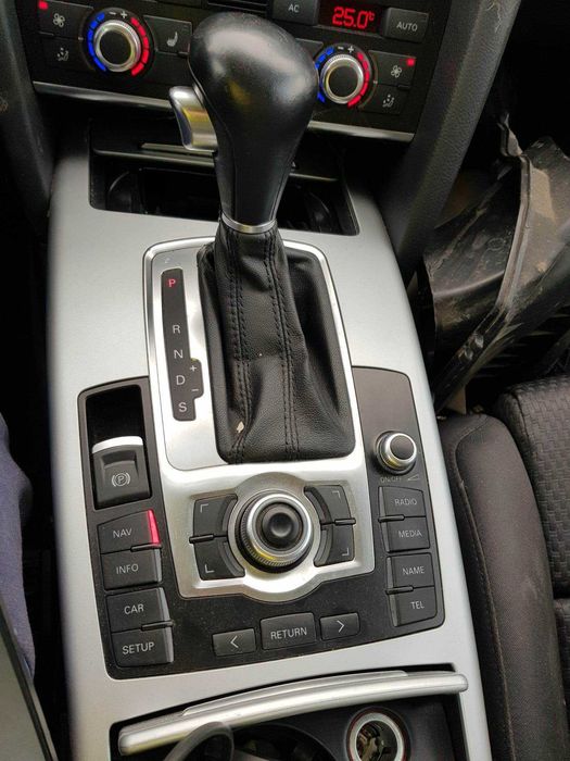 Dezmembrez Audi A6 C6 Facelift 3.0 Tdi CDY 240 cai Suspensie pe aer