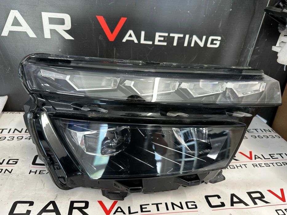 Фар фарове десен LED Skoda Kamiq лед far farove Шкода Камик