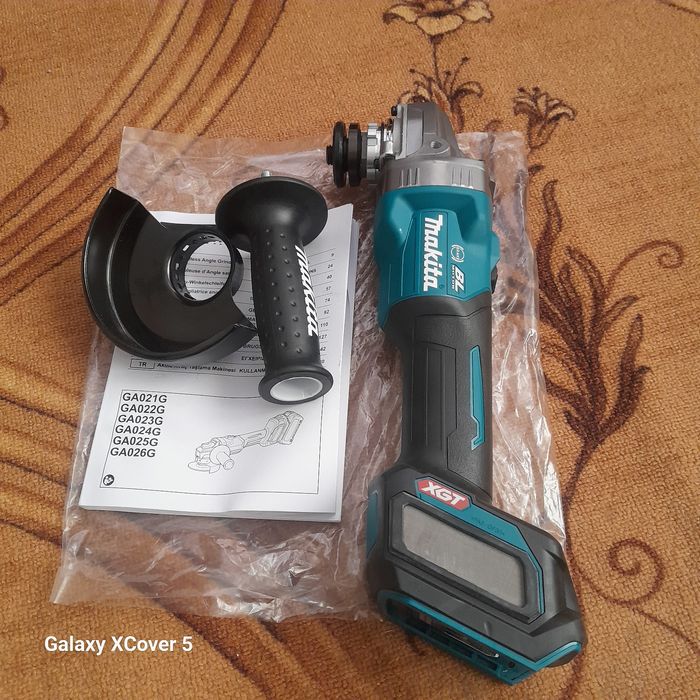 Ъглошлайф  Makita GA 022GZ-40V